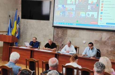Боротьба за Будинок профспілок – 10 червня день четвертий.  Засідання Президії ФПУ 10 червня